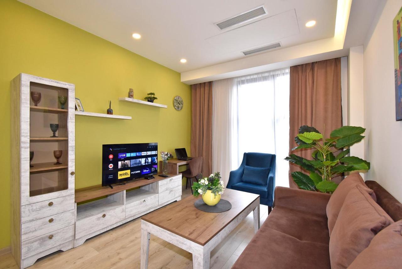 Home4You Apartments On Koghbatsi Erivan Dış mekan fotoğraf