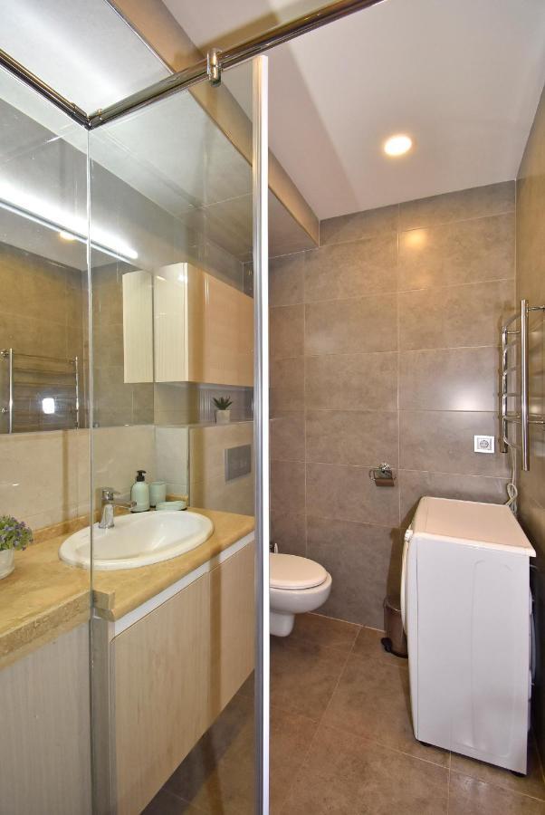 Home4You Apartments On Koghbatsi Erivan Dış mekan fotoğraf