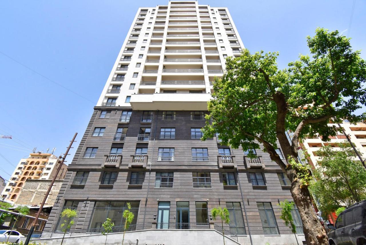 Home4You Apartments On Koghbatsi Erivan Dış mekan fotoğraf
