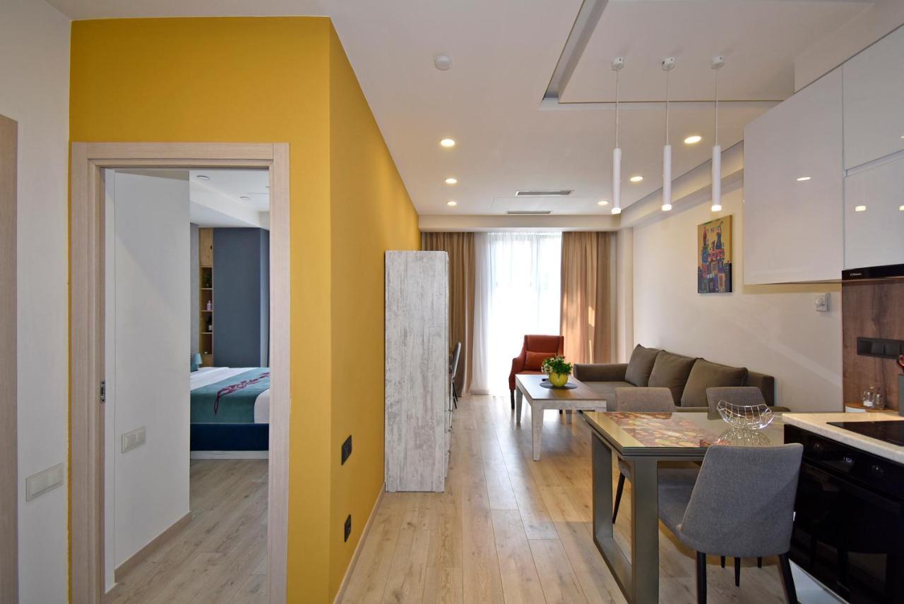 Home4You Apartments On Koghbatsi Erivan Dış mekan fotoğraf