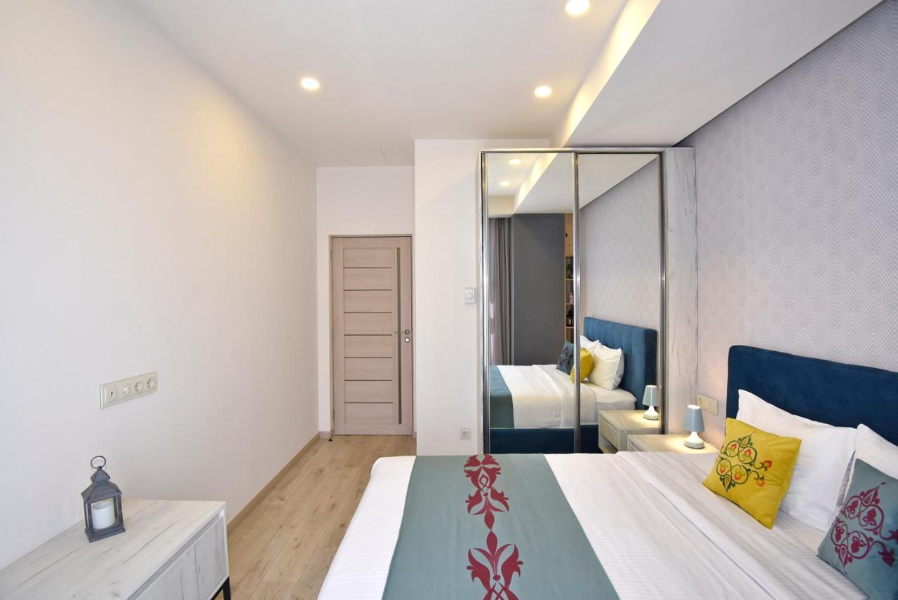 Home4You Apartments On Koghbatsi Erivan Dış mekan fotoğraf