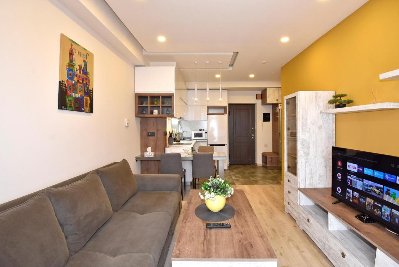 Home4You Apartments On Koghbatsi Erivan Dış mekan fotoğraf