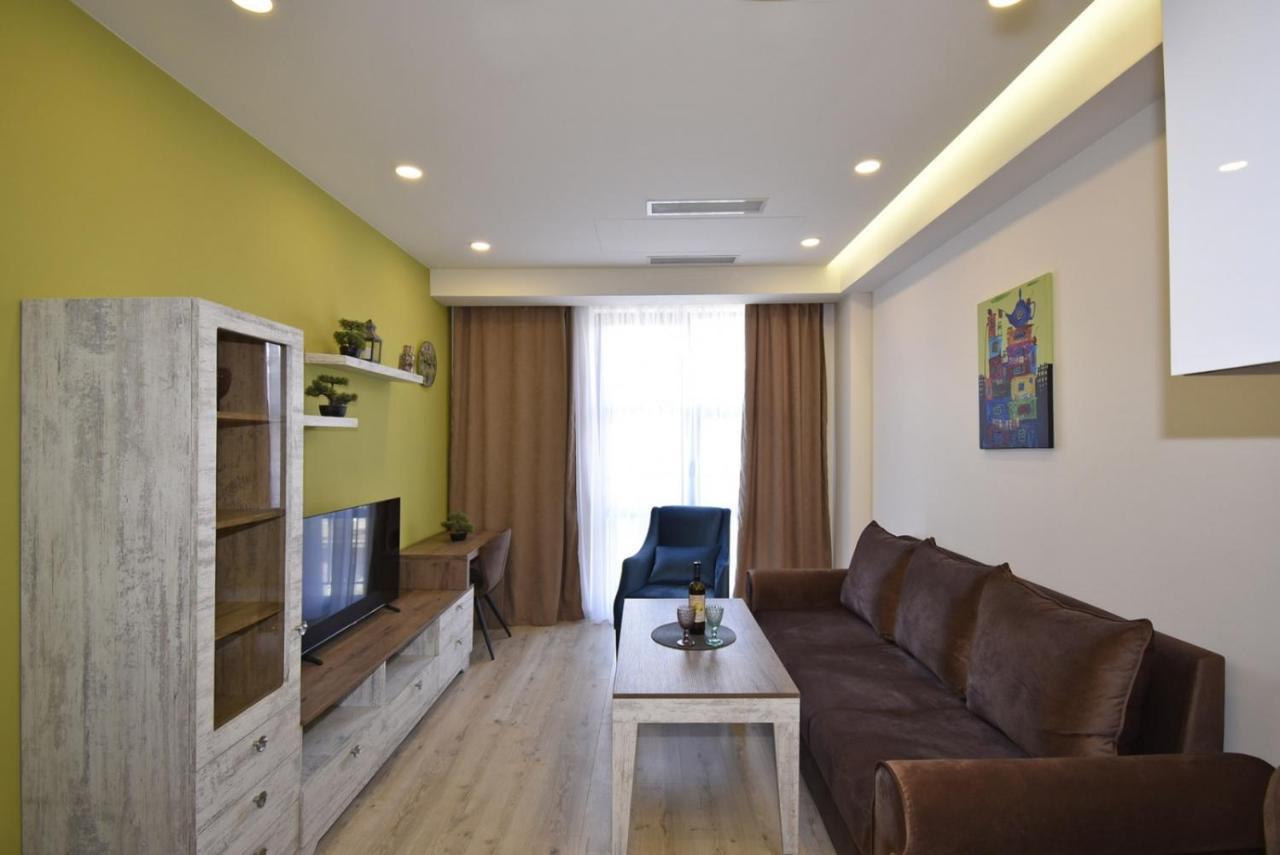 Home4You Apartments On Koghbatsi Erivan Dış mekan fotoğraf