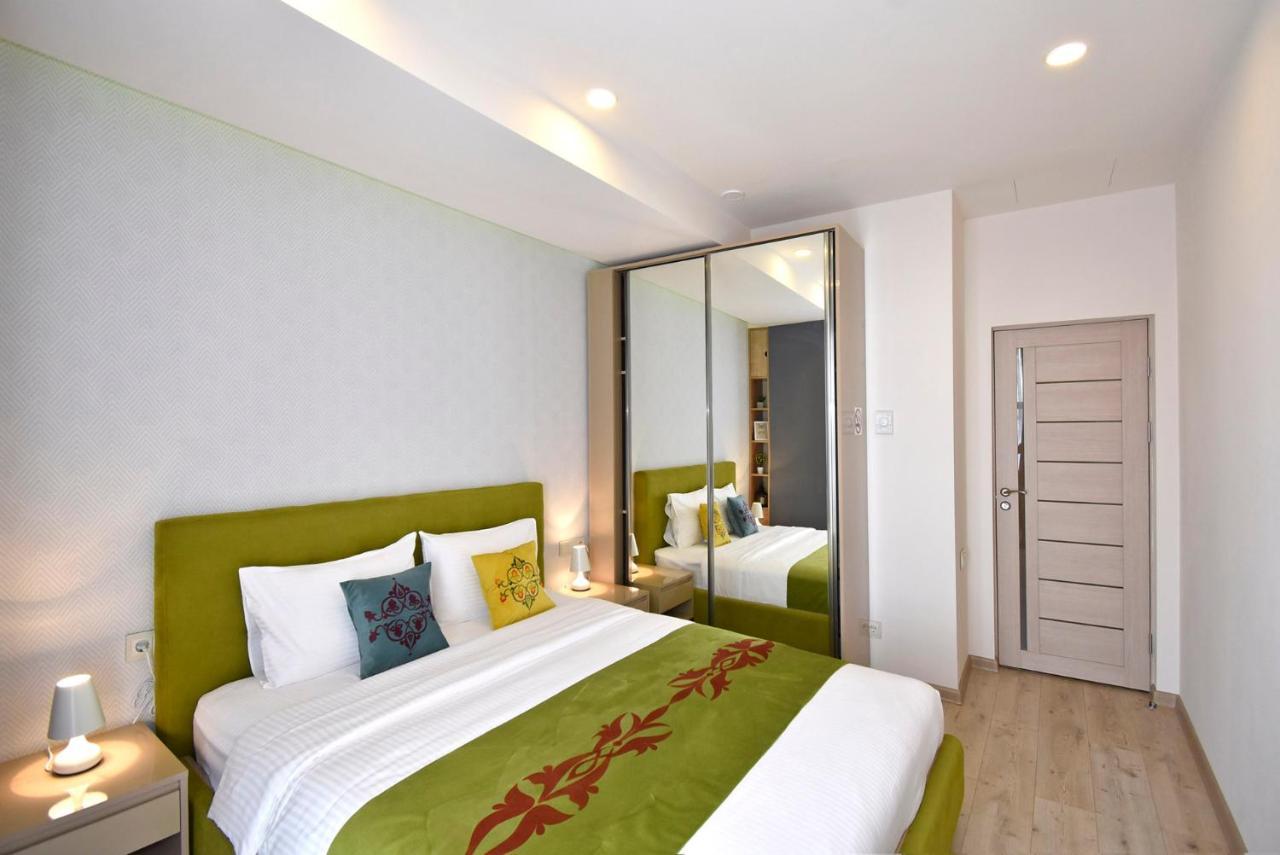 Home4You Apartments On Koghbatsi Erivan Dış mekan fotoğraf